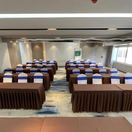 Borrman Hotel Xiantao Wushang Gymnasium Eksteriør bilde