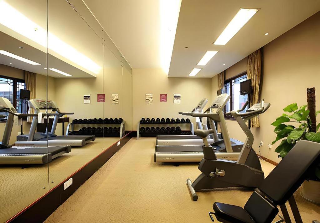 Borrman Hotel Xiantao Wushang Gymnasium Eksteriør bilde