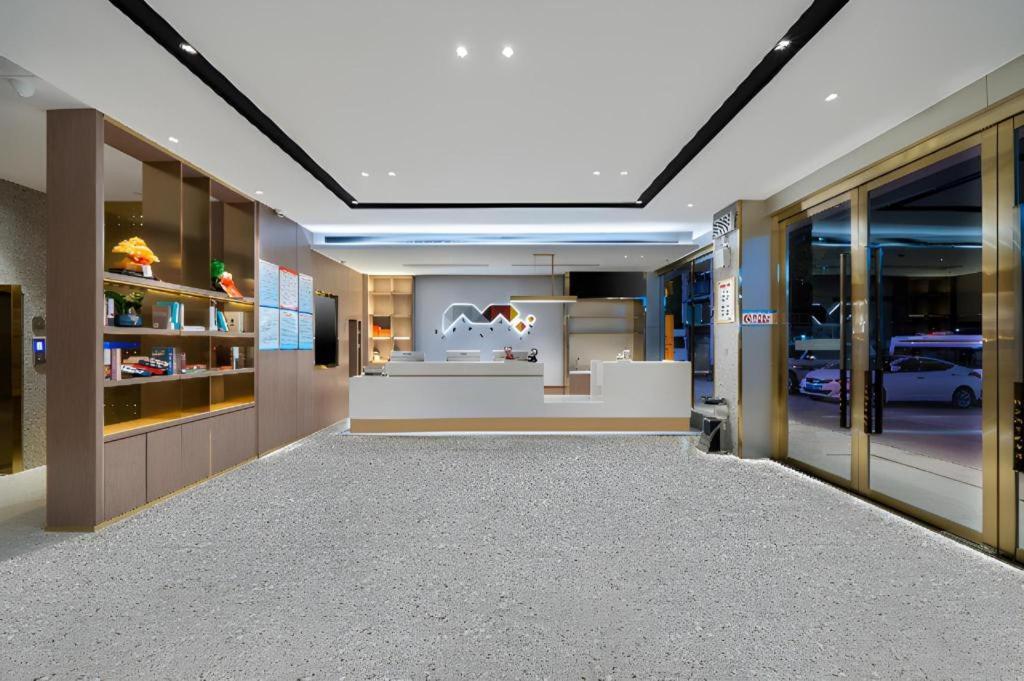 Borrman Hotel Xiantao Wushang Gymnasium Eksteriør bilde
