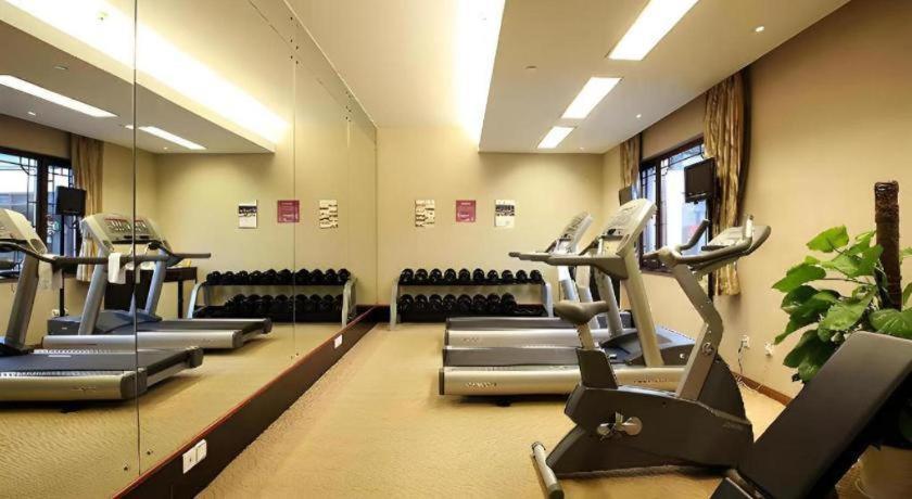 Borrman Hotel Xiantao Wushang Gymnasium Eksteriør bilde
