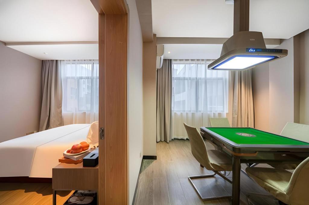 Borrman Hotel Xiantao Wushang Gymnasium Eksteriør bilde